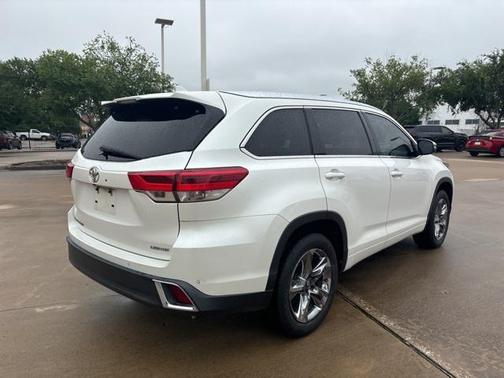 2018 Toyota Highlander Limited Platinum