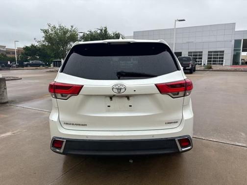 2018 Toyota Highlander Limited Platinum