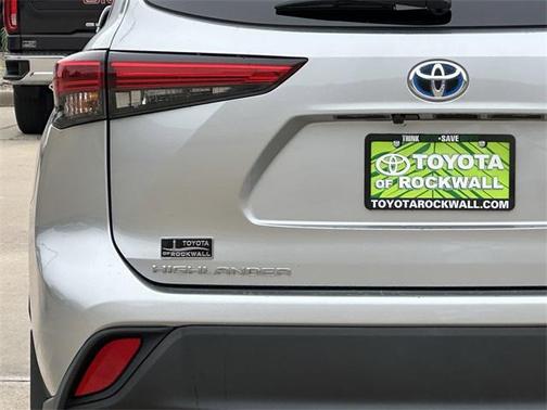 2023 Toyota Highlander Hybrid XLE