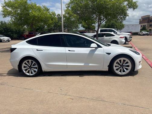 Pearl White Multi-Coat 2021 Tesla Model 3 Standard Range Plus