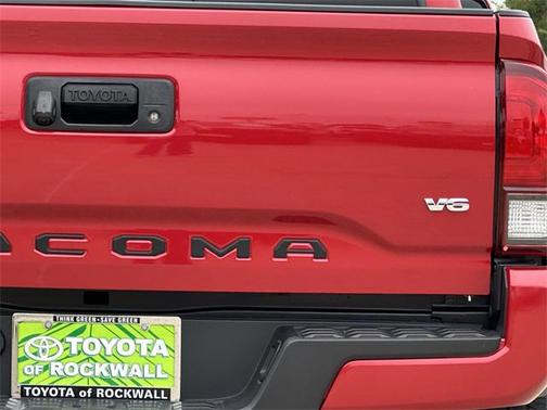 2022 Toyota Tacoma SR