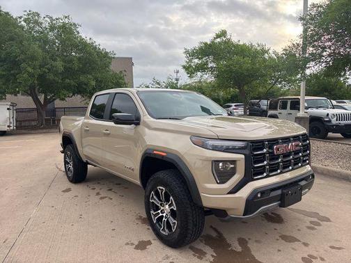 2023 GMC Canyon AT4