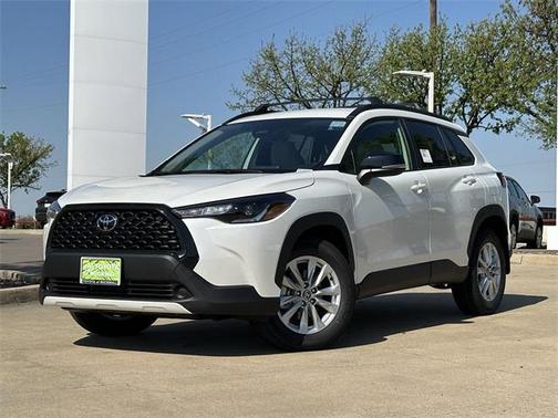 2025 Toyota Corolla Cross LE