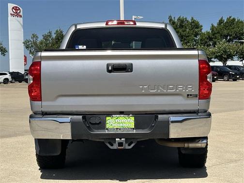 2018 Toyota Tundra SR5