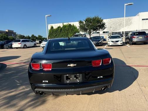 2011 Chevrolet Camaro 2LS