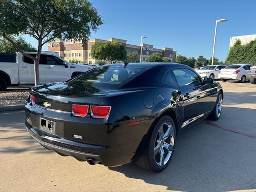 2011 Chevrolet Camaro 2LS