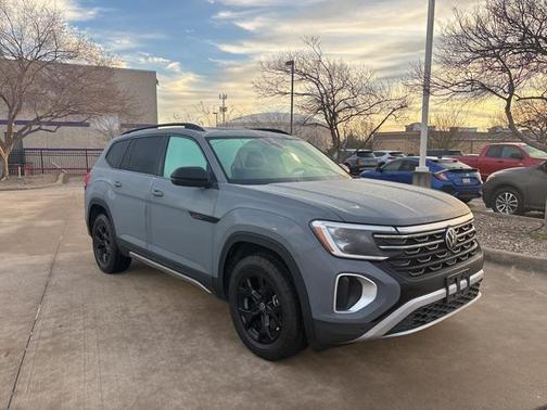 2024 Volkswagen Atlas 2.0T SE w/Technology 4MOTION