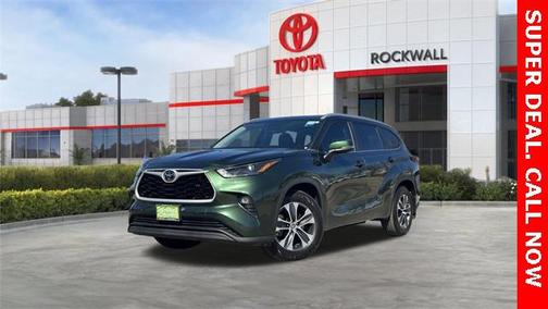 2023 Toyota Highlander XLE