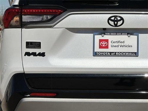 2025 Toyota RAV4 Hybrid SE