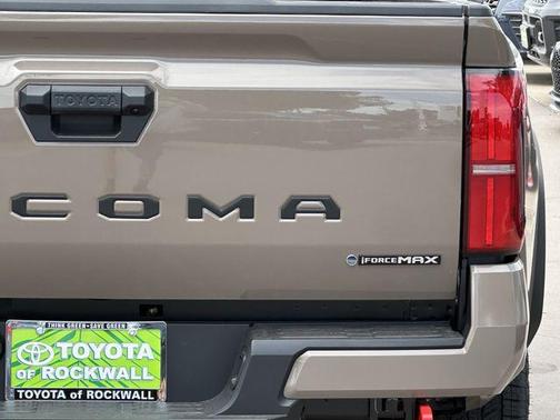 04z2 2026 Toyota Tacoma Hybrid TRD Off Road