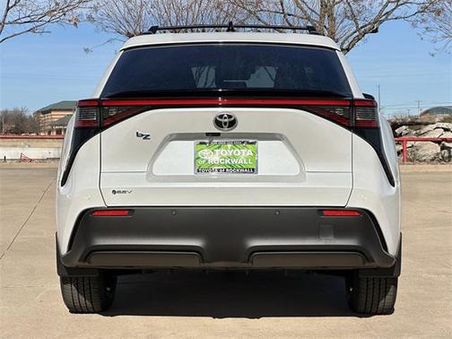 2026 Toyota bZ XLE Plus