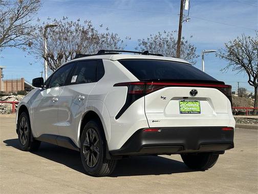2026 Toyota bZ XLE Plus