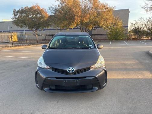 2017 Toyota Prius v Two