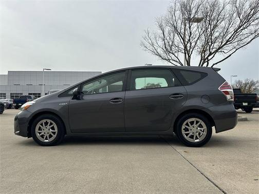 2017 Toyota Prius v Two