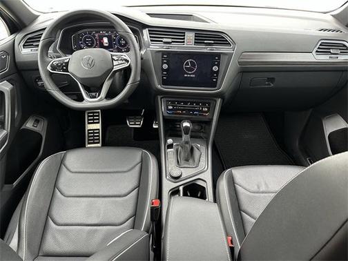 2022 Volkswagen Tiguan 2.0T SEL R-Line 4MOTION