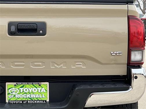 2018 Toyota Tacoma SR5