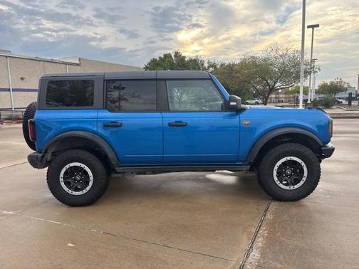 2022 Ford Bronco Badlands
