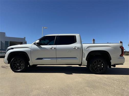2025 Toyota Tundra Platinum