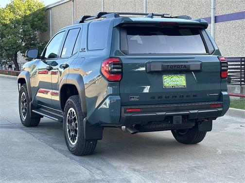 2025 Toyota 4Runner TRD Off Road