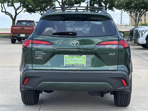 2025 Toyota Corolla Cross XLE
