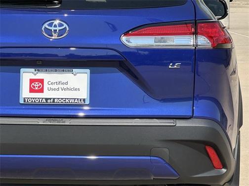 2025 Toyota Corolla Cross LE