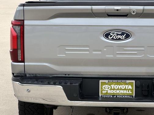 Iconic Silver Metallic 2025 Ford F-150 Lariat