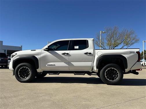 2025 Toyota Tacoma Hybrid TRD Off Road
