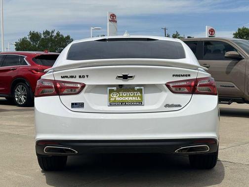 Summit White 2019 Chevrolet Malibu Premier