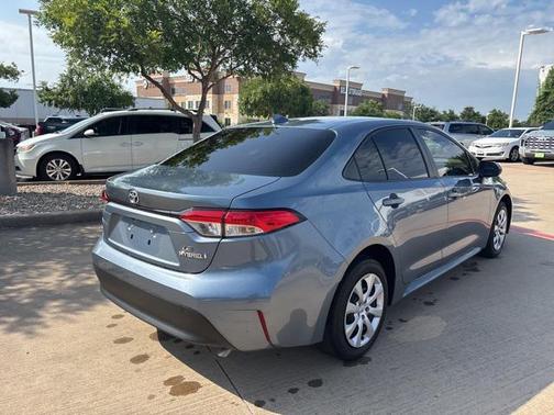 2024 Toyota Corolla Hybrid LE