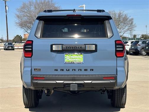 2026 Toyota 4Runner SR5