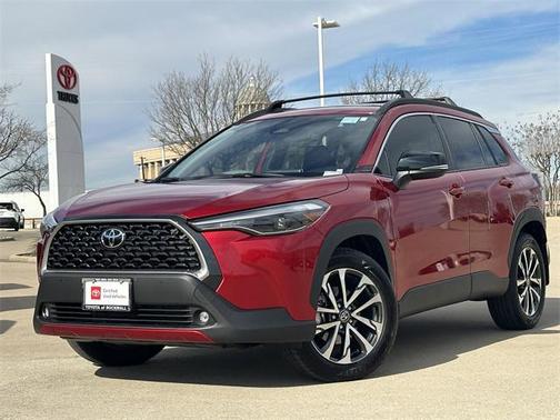 2025 Toyota Corolla Cross XLE