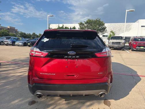 Rapid Red Metallic Tinted Clearcoat 2022 Ford Edge Titanium