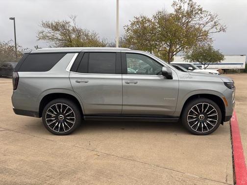 2025 Chevrolet Tahoe 4WD High Country