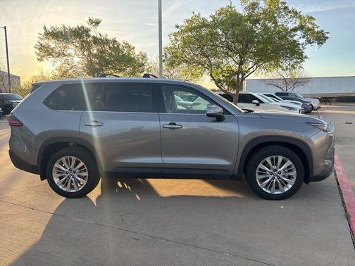 2025 Toyota Grand Highlander Platinum