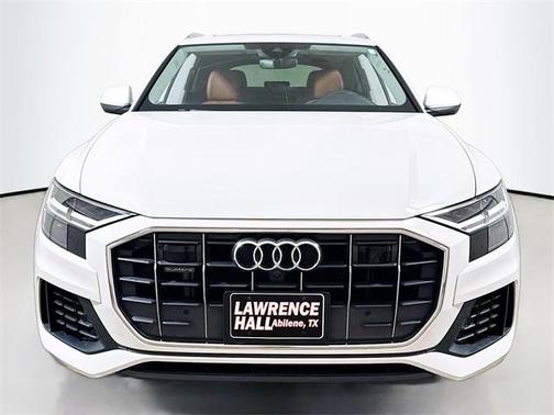 2022 Audi Q8 55 Premium Plus