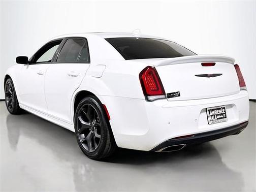 2023 Chrysler 300 S