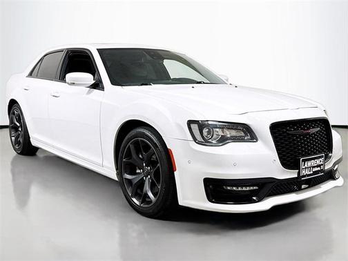 2023 Chrysler 300 S
