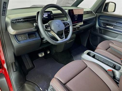 2025 Volkswagen ID. Buzz Pro S Plus