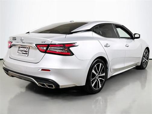 2022 Nissan Maxima SV