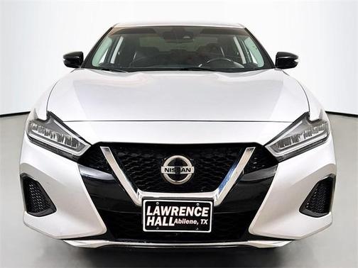 2022 Nissan Maxima SV