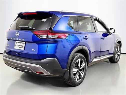 2022 Nissan Rogue SL