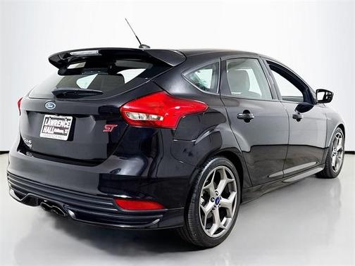 2018 Ford Focus ST Base