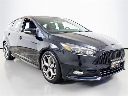 2018 Ford Focus ST Base