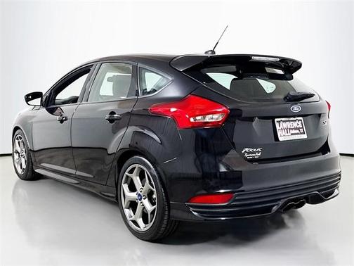 2018 Ford Focus ST Base