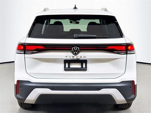 2025 Volkswagen Tiguan 2.0T S