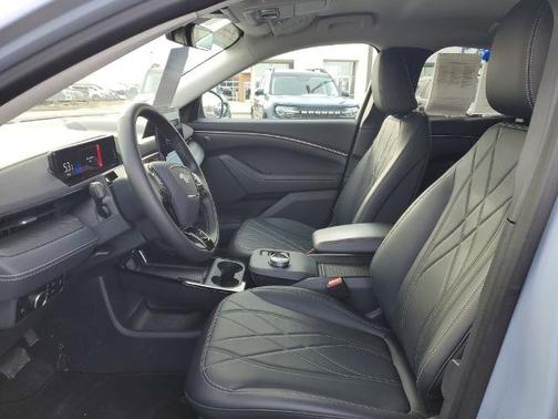 2024 Ford Mustang Mach-E SELECT