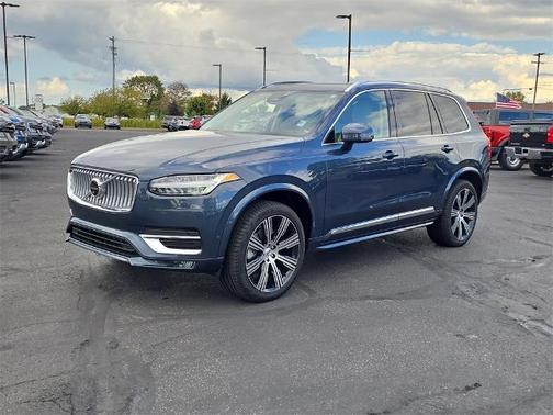 2023 Volvo XC90 B6 ULTIMATE 7-SEATER