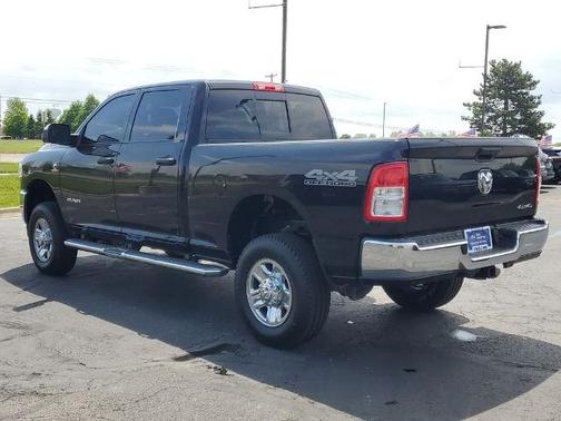 Diamond Black 2022 RAM 2500 TRADESMAN