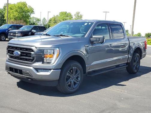 CARBONIZED GRAY METALLIC 2023 Ford F-150 XLT