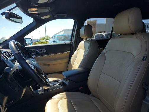 MAGNETIC METALLIC 2017 Ford Explorer LIMITED
